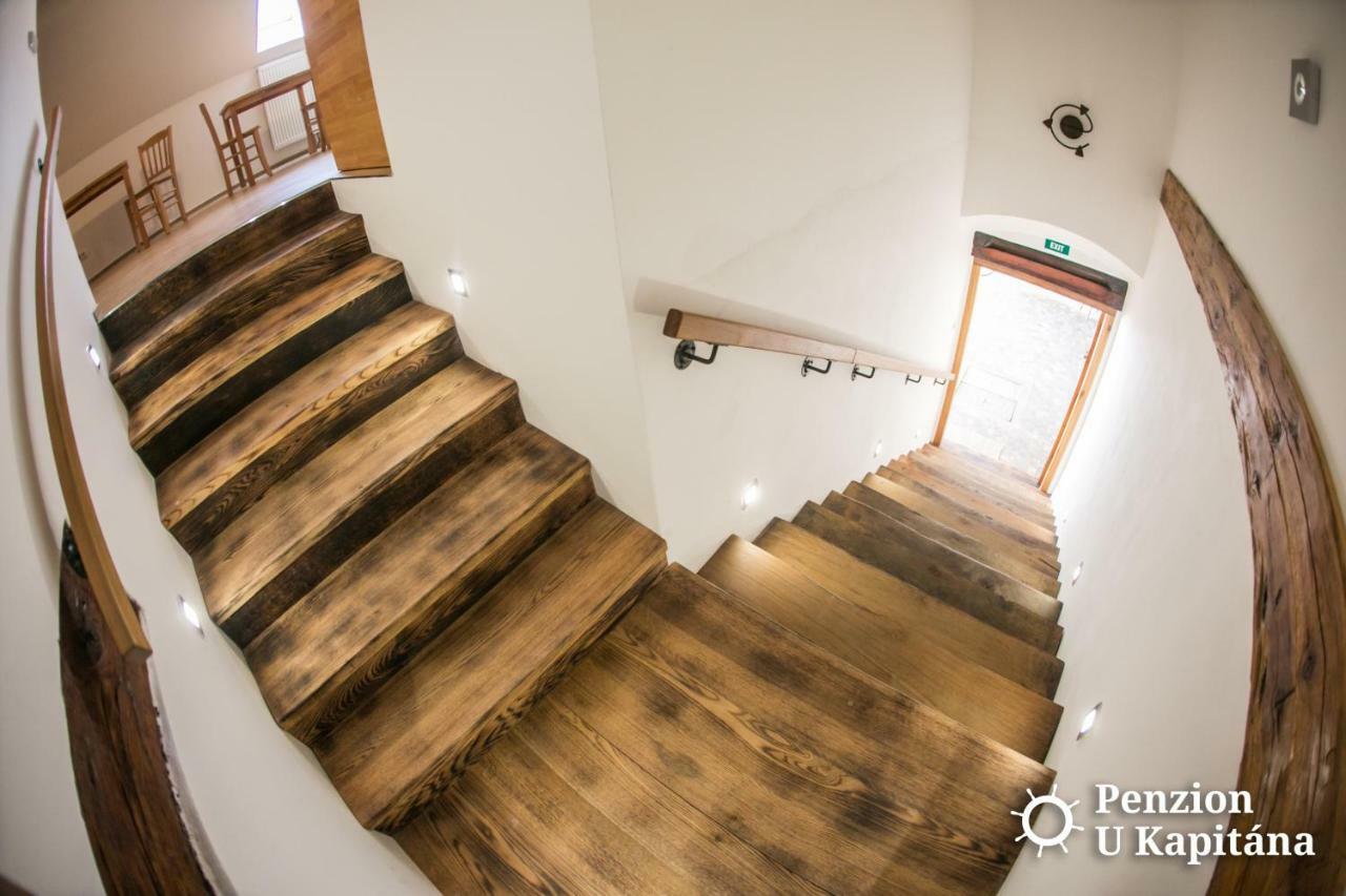 Penzion U Kapitana Valtice Exterior foto
